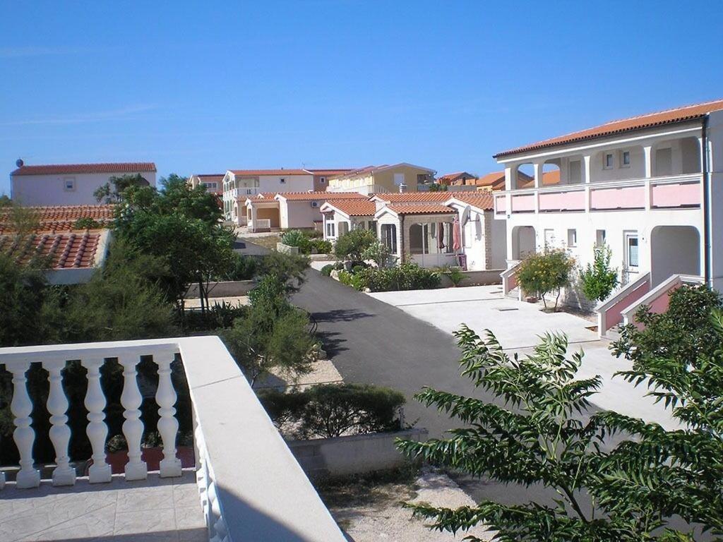 Apartments Rising Sun Vir Εξωτερικό φωτογραφία